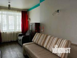 2-к квартира, вторичка, 42м2, 1/4 этаж