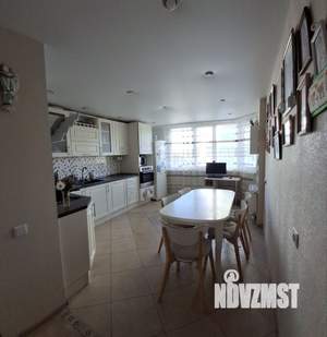 3-к квартира, вторичка, 70м2, 10/17 этаж