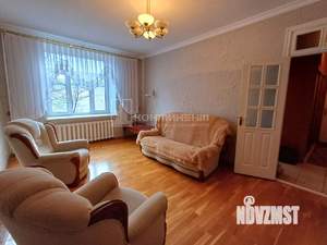 3-к квартира, вторичка, 77м2, 3/3 этаж