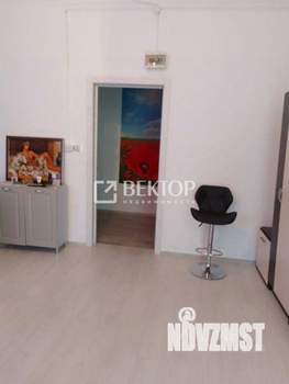 3-к квартира, вторичка, 68м2, 2/2 этаж