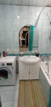 3-к квартира, вторичка, 64м2, 5/5 этаж