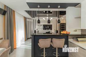 3-к квартира, вторичка, 94м2, 1/3 этаж