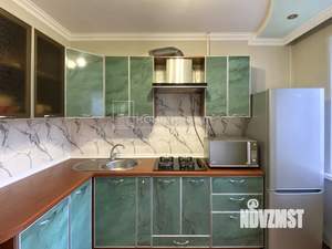 3-к квартира, вторичка, 65м2, 6/9 этаж