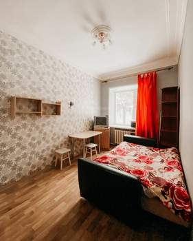 3-к квартира, вторичка, 74м2, 1/2 этаж