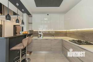 3-к квартира, вторичка, 94м2, 1/3 этаж