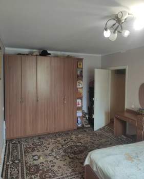 2-к квартира, вторичка, 65м2, 1/10 этаж