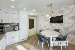 3-к квартира, вторичка, 102м2, 4/10 этаж