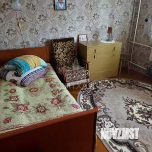 3-к квартира, вторичка, 54м2, 1/2 этаж