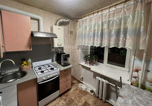 2-к квартира, вторичка, 42м2, 3/5 этаж