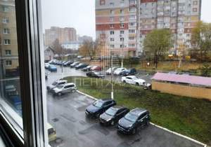 2-к квартира, вторичка, 58м2, 3/10 этаж