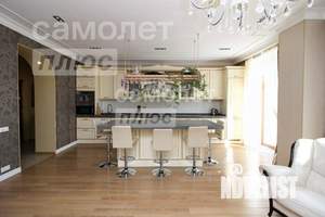 5-к квартира, вторичка, 235м2, 2/3 этаж