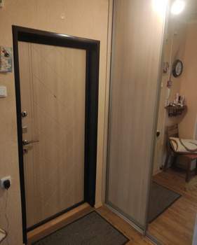 2-к квартира, вторичка, 65м2, 1/10 этаж