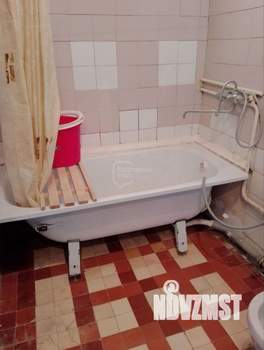 3-к квартира, вторичка, 54м2, 2/2 этаж