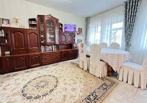 4-к квартира, вторичка, 128м2, 2/3 этаж