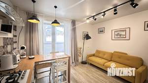 2-к квартира, вторичка, 64м2, 1/9 этаж