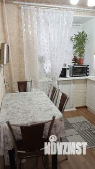 2-к квартира, вторичка, 42м2, 1/5 этаж