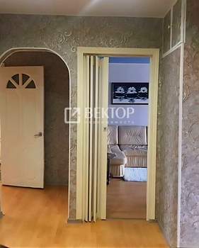 2-к квартира, вторичка, 56м2, 5/5 этаж