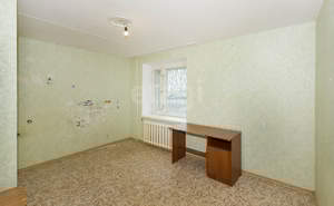 2-к квартира, вторичка, 63м2, 1/10 этаж