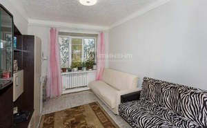 2-к квартира, вторичка, 42м2, 1/3 этаж