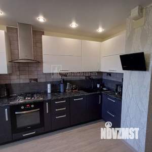 2-к квартира, вторичка, 62м2, 1/18 этаж