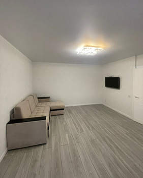 2-к квартира, вторичка, 53м2, 3/18 этаж