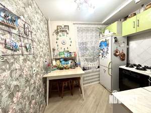 2-к квартира, вторичка, 44м2, 1/9 этаж