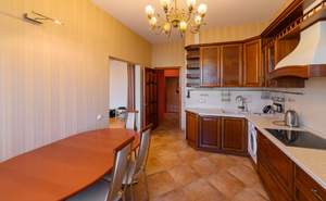 4-к квартира, вторичка, 112м2, 4/9 этаж
