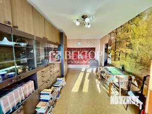 2-к квартира, вторичка, 50м2, 4/10 этаж