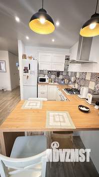 2-к квартира, вторичка, 64м2, 1/9 этаж