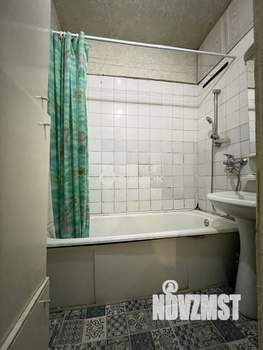 2-к квартира, вторичка, 60м2, 1/5 этаж