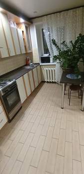 3-к квартира, вторичка, 64м2, 5/5 этаж