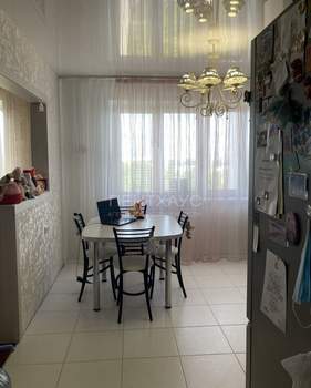 3-к квартира, вторичка, 80м2, 10/10 этаж