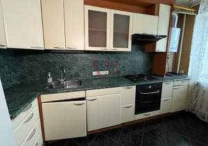 2-к квартира, вторичка, 42м2, 2/5 этаж