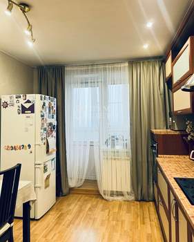 3-к квартира, вторичка, 76м2, 7/9 этаж