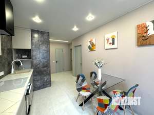 2-к квартира, вторичка, 64м2, 10/18 этаж