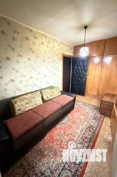 2-к квартира, вторичка, 54м2, 1/9 этаж