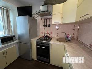 2-к квартира, вторичка, 42м2, 1/4 этаж