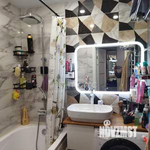 2-к квартира, вторичка, 54м2, 9/18 этаж