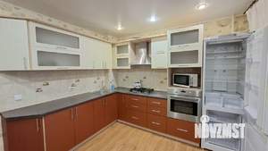 2-к квартира, вторичка, 70м2, 1/7 этаж