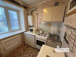 4-к квартира, вторичка, 61м2, 3/5 этаж