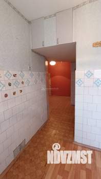 4-к квартира, вторичка, 61м2, 3/5 этаж