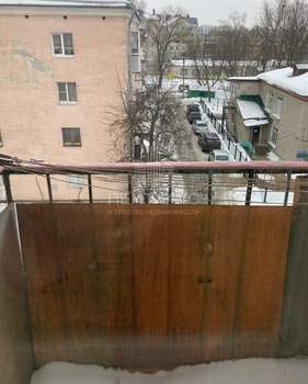 3-к квартира, вторичка, 54м2, 4/5 этаж