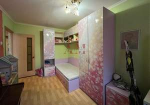 3-к квартира, вторичка, 60м2, 5/5 этаж
