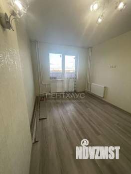2-к квартира, вторичка, 56м2, 10/18 этаж