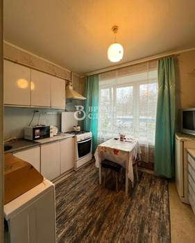 2-к квартира, вторичка, 60м2, 1/5 этаж