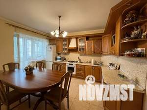 3-к квартира, вторичка, 94м2, 7/7 этаж