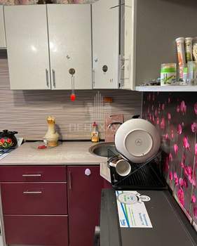 3-к квартира, вторичка, 58м2, 5/5 этаж