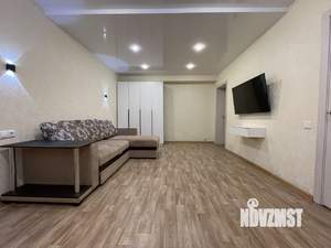 2-к квартира, вторичка, 54м2, 1/4 этаж