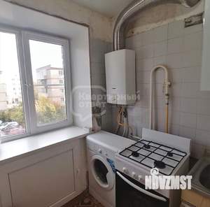 2-к квартира, вторичка, 42м2, 4/4 этаж