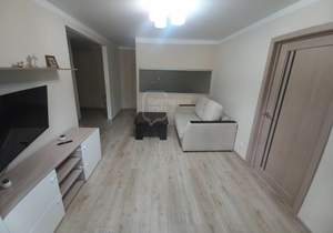 2-к квартира, вторичка, 46м2, 3/5 этаж
